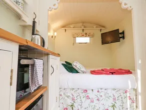 Wonderful cottage with garden | Pets are welcome - Image 4
