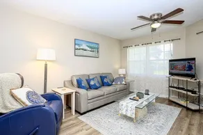 Flat with heated pool, terrace & barbecue - Image 4