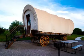 Gorgeous Nature Getaways in this Wonderful Covered Wagon Rental for 4 in Moore, Oklahoma - Image 4