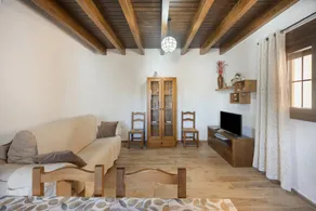 Fully equipped nice holiday home with garden, pool & terrace | Good for workation | Pet-friendly - Image 3