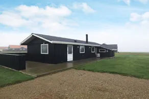 Holiday home with terrace & barbecue | Water view - Image 4
