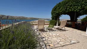 Villa with barbeque, terrace & garden | Pets allowed - Image 3