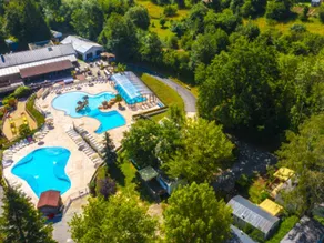 Familienorientiertes Mobilheim mit beheiztem Pool und Terrasse | Haustierfreundlich - Image 2
