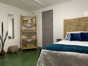 Chirris Hostel - Image 4