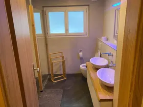 Apartment with barbecue & garden - Image 2