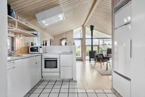 Nice holiday home with terrace | Close to the beach | Pets allowed - Image 5