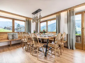 Chalet with terrace & sauna - Image 2