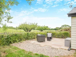 Family-friendly charming cottage with garden & BBQ | Pet-friendly - Image 3