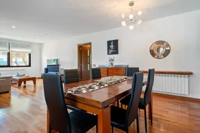 Family-friendly house with barbecue, terrace & pool | Garden view | Perfect for remote work | Pets allowed - Image 5