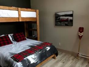 Stunning Lakeside Cabin in McKellar, Ontario - The Ultimate Glamping Getaway Destination - Image 3