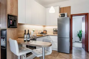 Holiday apartment with barbeque & terrace - Image 4