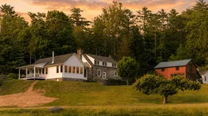 Ashokan Acres by Avantstay Private 125-acre Retreat Pond + Hot Tub + Sauna + Trails - Image 2