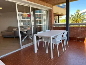 Apartement with air conditioning and outdoor pool - Image 2
