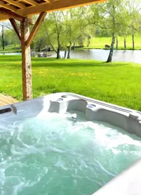 Le Gîte D'Au: Beheizter Pool, SPA und Angelteich - Image 3