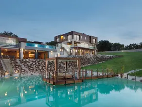 Casa vacacional con piscina privada, barbacoa y jardín - Image 5