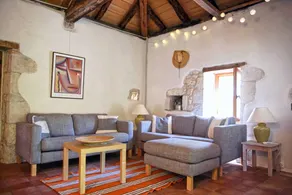 Charmante maison avec piscine, barbecue et terrasse - Image 3