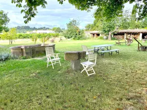 Fully equipped gite with private pool, barbecue & terrace - Image 3
