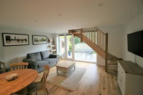Children-friendly charming holiday home with fast internet - Image 2