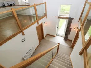 Casa rural con jardín y jacuzzi - Image 3