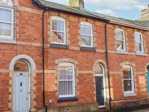 Child-friendly cottage with terrace & garden | Beach view | Close to the beach - Image 2