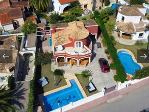 Villa with garden, private pool & BBQ - Image 3