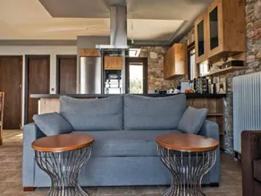 Holiday home with private pool, garden & terrace - Image 5