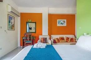 Studio 'Veronis 3' with Sea View, Shared Pool & Wi-Fi - Image 5