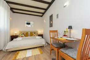 Holiday apartment | Garden view - Image 2