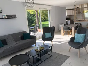 Peaceful cottage with heated pool and electric bikes - Image 2