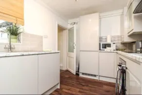 Holiday apartment with garden - Image 5
