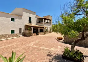 Charming holiday apartment with terrace - Image 2