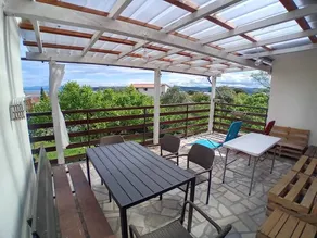 Flat with garden | Sea view - Image 2