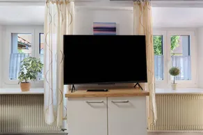 Appartamento totalmente attrezzato con terrazza, barbecue e piscina | Vista sul giardino | Ideale per il telelavoro - Image 5