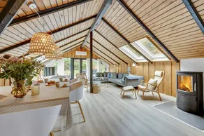 Holiday home with terrace, jacuzzi & sauna - Image 3