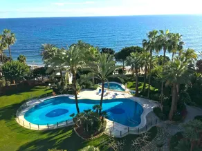 Magnífico apartamento totalmente equipado con piscina privada, terraza y jardín | Vistas a la montaña | En la playa | Adaptado para el teletrabajo - Image 5