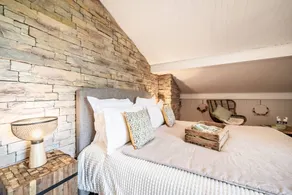 Bed & breakfast with terrace, garden & pool | Garden view - Image 2