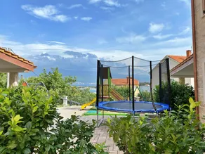 Wonderful holiday apartment with barbecue & garden | Nature view - Image 2