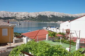 Apartment Mario with Terrace and Sea View - Image 5