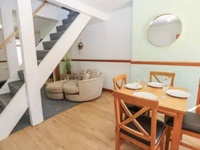 Cottage with garden & terrace | Beach view - Image 5