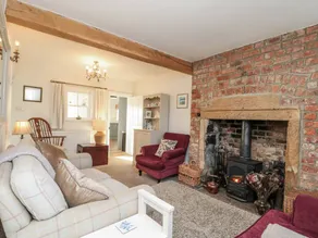 Cottage with garden - Image 5