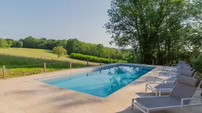Holiday home with garden, private pool & BBQ - Image 3