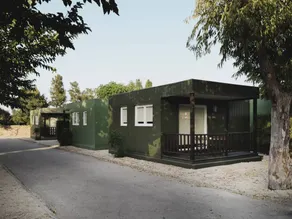 Mobile home with terrace - Image 2