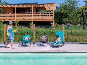 Charmant chalet adapté aux familles avec terrasse et piscine chauffée | Avec animaux admis - Image 2