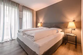 Flat with garden | City view - Image 2