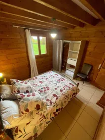 Chalet with barbeque, terrace & garden | Garden view - Image 4