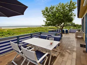 Fully equipped ample house with terrace & garden | Close to the beach - Image 2