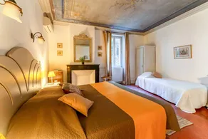 Pleasant private room with pool, fast internet & garden | Pets allowed - Image 3