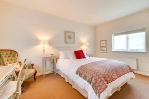 Stable Cottage - Image 5