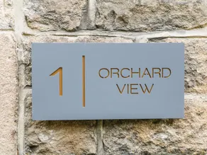 Cottage with terrace, BBQ & garden - Image 4