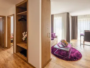 Family-oriented apartment with pool | Panoramic view | Pets are welcome - Image 3